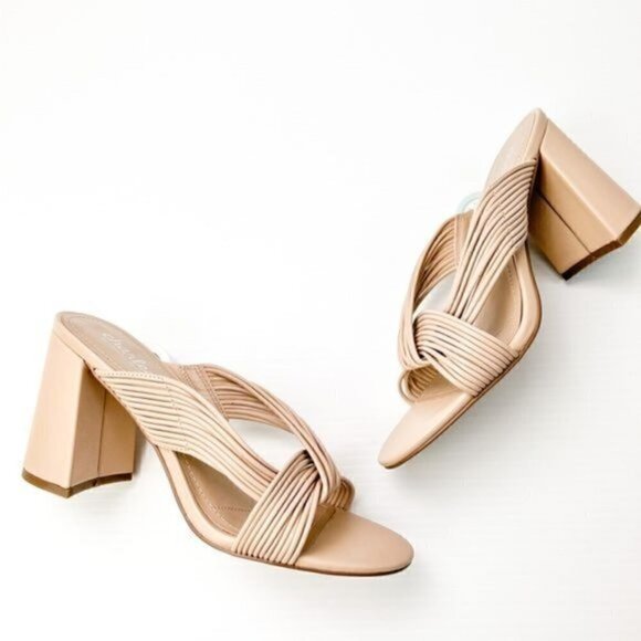 Charles David Sandals womens size 9 Razzle beige leather block heel - Picture 3 of 11